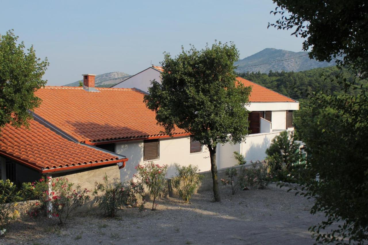 Apartments And Rooms With Parking Space Klenovica, Novi Vinodolski - 5590 Eksteriør billede