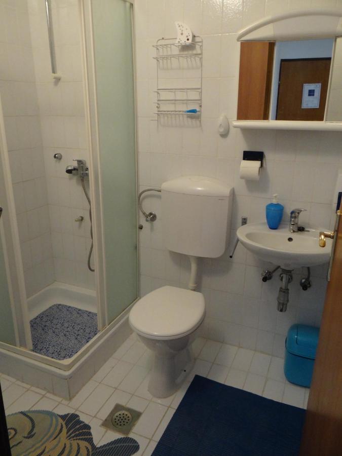 Apartments And Rooms With Parking Space Klenovica, Novi Vinodolski - 5590 Eksteriør billede